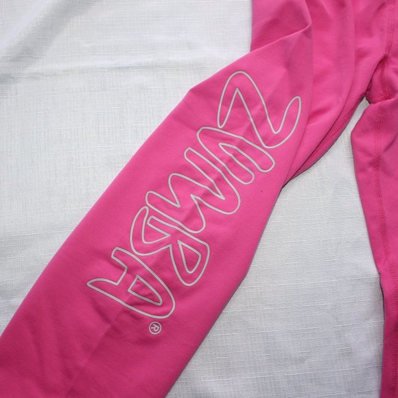 Zumba Pink Cropped Capri Leggings - Picture 4 of 8